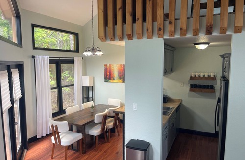 Ranger House | Tranquil Mountain Lodge Escape Near Carters Lake