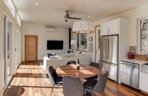 Randle House | Tranquil Mountain Retreat/Hot Tub