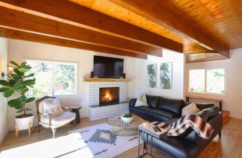 Crestline House | Tranquil Mountain Retreat in Crestline