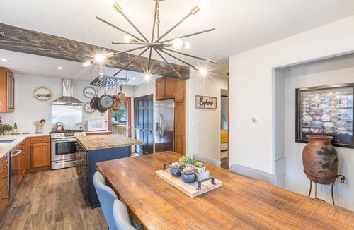 Ouray Condo | Tranquil Mountain Retreat | Deck with Views | Walk to Downtown Ouray
