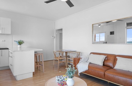 West Beach Apartment | Tranquil Oceanview Escape - Relax & Reset