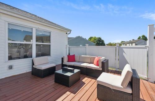 Reynoldsburg House | Tranquil Pet Friendly Retreat residence