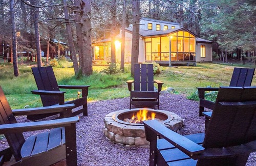 Blakeslee House | Tranquil Pocono Escape