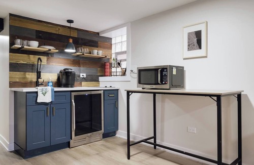 Chicago Apartment | Tranquil Portage Park Stay