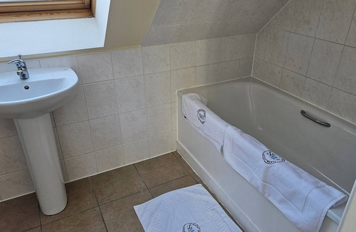 East Lothian House | Tranquil Retreat in Gorebridge