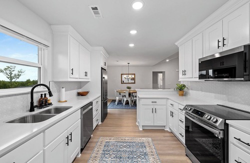 Bella Vista House | Tranquil Retreat in the Highlands, pet friendly upon approval