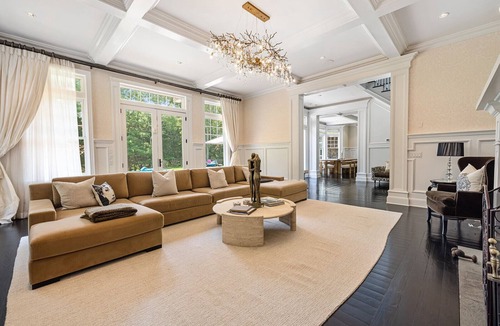 Noyack House | Tranquil retreat in the heart of Sag Harbor, 6 bedroomn11,000 sq ft home