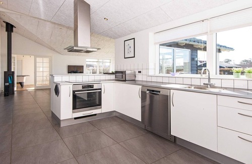 Hvidbjerg Strand House | Tranquil Retreat near Beach