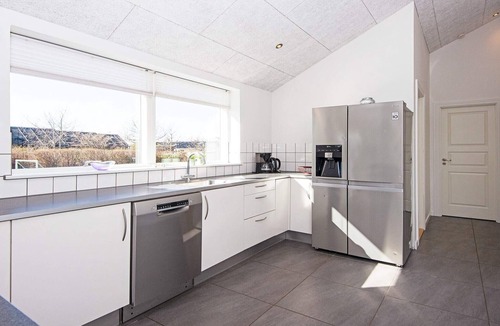 Hvidbjerg Strand House | Tranquil Retreat near Beach