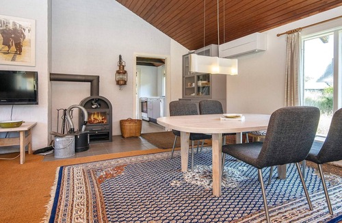 Rindby Strand House | Tranquil Retreat near Beach