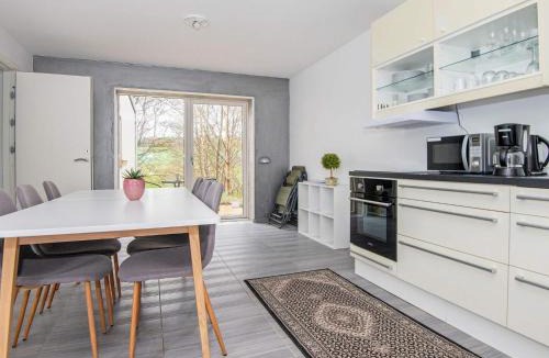 Holstebro House | Tranquil Riverside Retreat