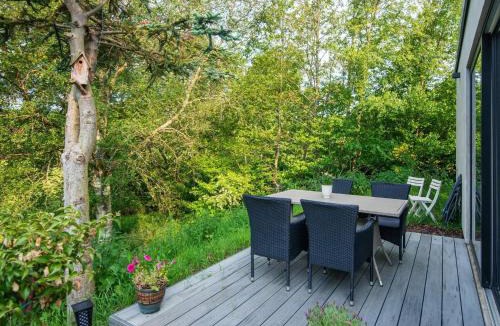 Holstebro House | Tranquil Riverside Retreat