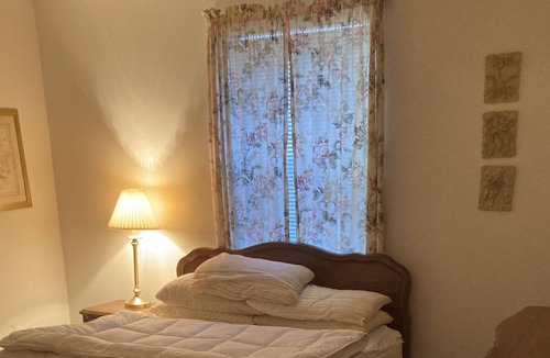 Amelia Court House House | Tranquil, rural setting!
