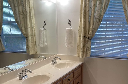 Amelia Court House House | Tranquil, rural setting!