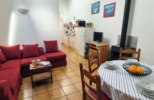 Caunes-Minervois Apartment | Tranquil, rustic, riverside retreat