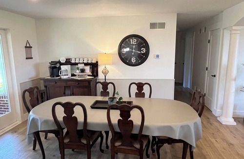 Leola House | Tranquil, Scenic Farm View Guest House in the Heart of Lancaster Amish Country