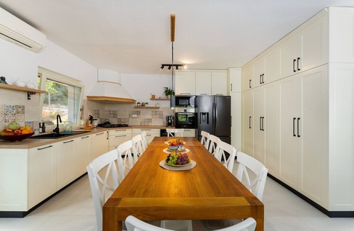 Island Hvar House | Tranquil Sea View Escape on Hvar Island