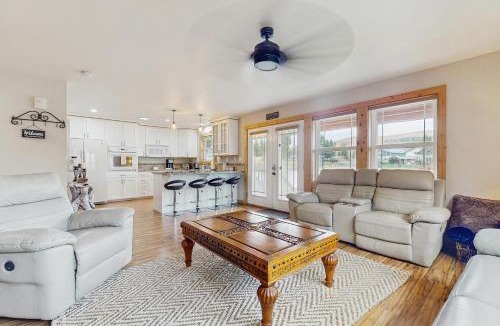 Cle Elum House | Tranquil Shores Hideaway