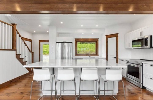 Seguin Villa | Tranquil Shores Summa