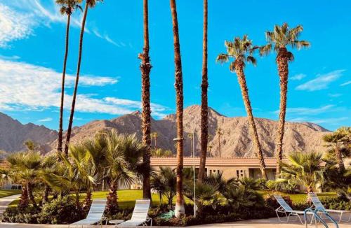 Indian Wells House | Tranquil & spacious, newly updated, great location