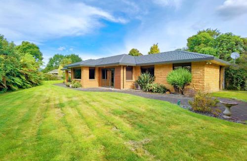 Springfield Villa | Tranquil Stream Villa