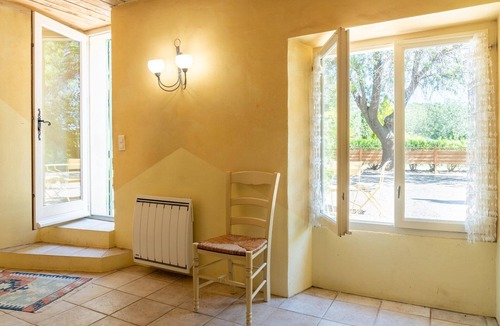 Puisserguier House | Tranquil Villa, Nature’s Embrace