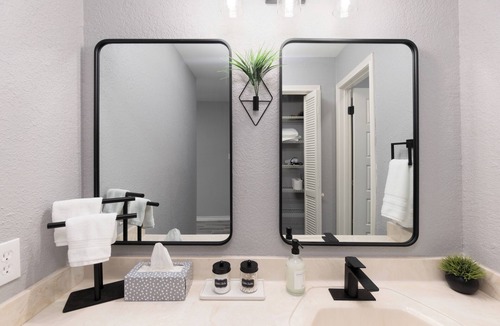 Brownsville Condo | Tranquil Vista Verde Hideaway