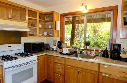 Volcano House | Tranquil Volcano Retreat with Rainforest Views