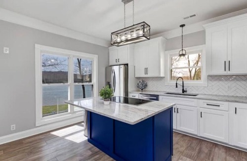 Ashland City House | Tranquil waterfront getaway
