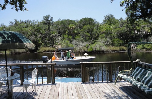 Old Homosassa Cottage | Tranquil-Waterfront-Nature Coast-Cottage