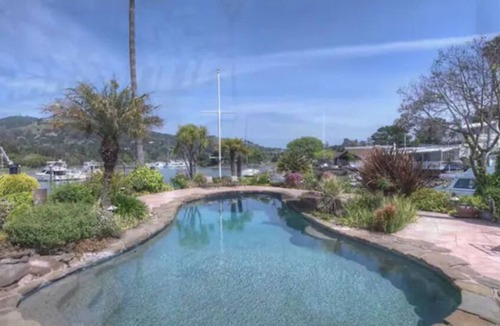 San Rafael Villa | Tranquil Waterfront Retreat Haven