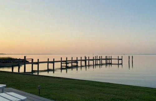 Tilghman House | Tranquil Waters