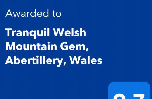 Six Bells Apartment | Tranquil Welsh Mountain Gem, Abertillery, Wales