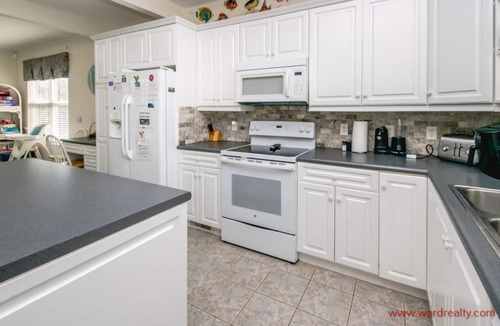 Surf City House | Tranquilaire - 5 BR/6 BA Sleeps 14 - Private Pool, Beach Access & Elevator!