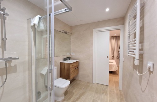 El Poble-sec Apartment | Tranquilidad con Ubicación Céntrica