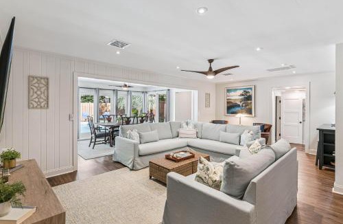 East Beach House | Tranquility - 4318 Tenth Street