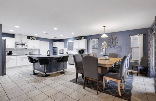 Heritage House | Tranquility - A Birdy Vacation Rental