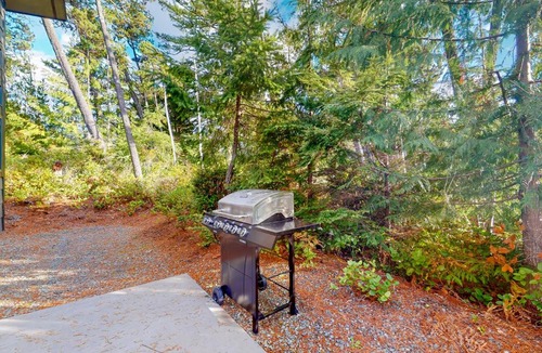 Nehalem House | Tranquility Base