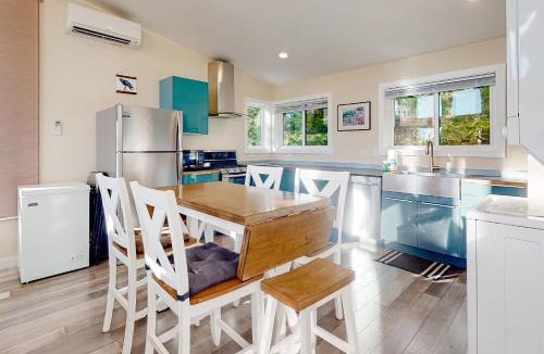 Nehalem House | Tranquility Base