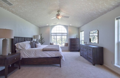 Salem House | Tranquility Beckons