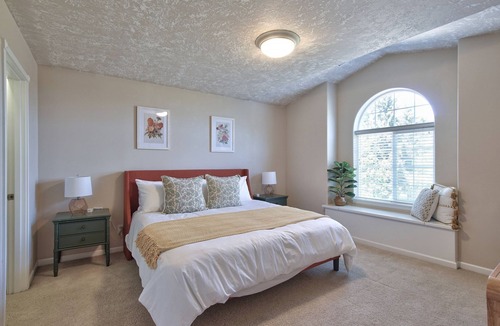 Salem House | Tranquility Beckons