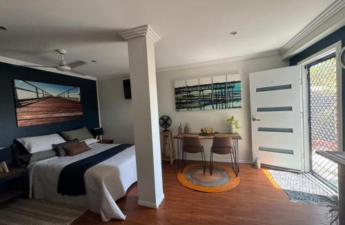 Point Vernon Bed & Breakfast | Tranquility by the Bay