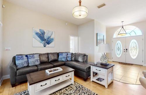 Deep Creek House | Tranquility by the Lake