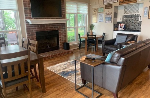 Log Cabin House | Tranquility Cove Retreat - the perfect destination to relax, refresh, renew