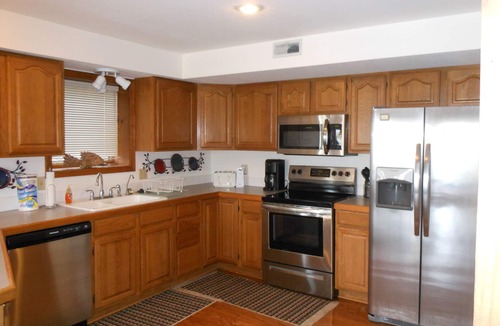 Gravois Mills House | Tranquility-Lakefront 4 Bdrm w/Huge Dock Ozarks Raceway 6.4, The Loop 8.2 miles