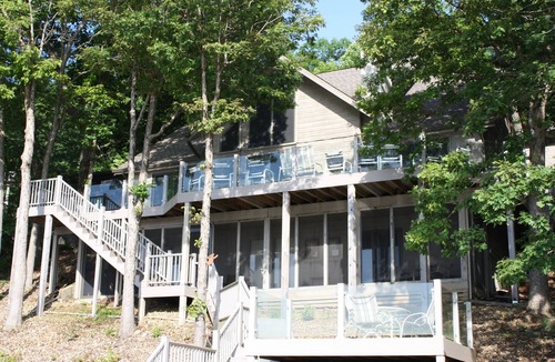 Gravois Mills House | Tranquility-Lakefront 4 Bdrm w/Huge Dock Ozarks Raceway 6.4, The Loop 8.2 miles