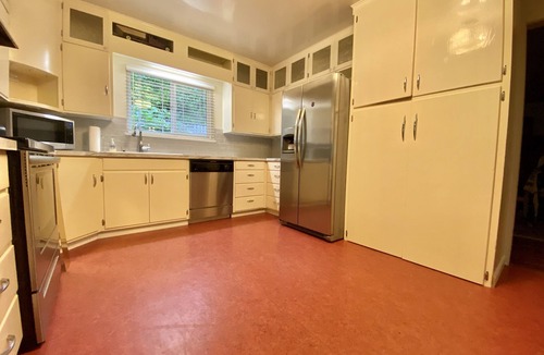 West Side Highway House | Tranquility on Beacon Hill