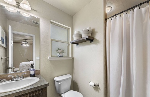 Killeen House | Tranquility Pad- Entire Luxuriously furnished home for short and long term stays