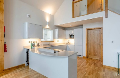 Tewitfield Cabin | Tranquillity 3 (Pet), Carnforth