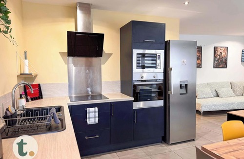 Saint-Mars-la-Reorthe House | Tranquiloue - Gite 15 personnes - 10min Puy du Fou